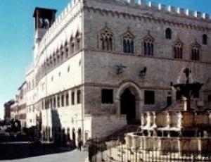 Perugia_centro-fontana-priori.jpg