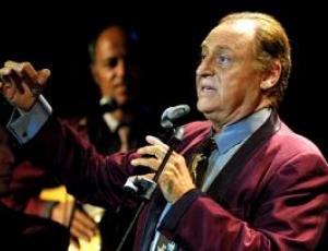 Renzo Arbore-Umbria Jazz.jpg