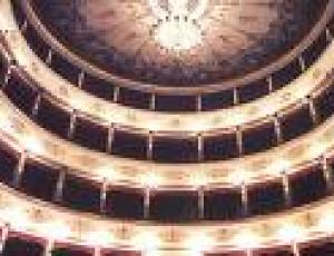 TEATRO GUBBIO.jpg