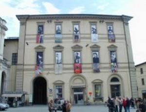 città castello stendardi e foto.jpg