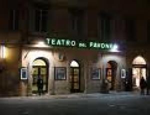 pavone teatro.jpg