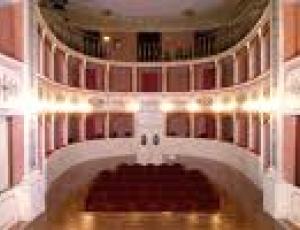 teatro caporali.jpg