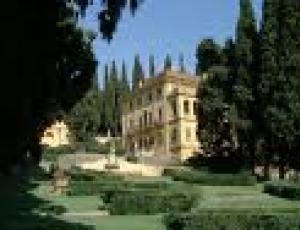 villa fidelia.jpg